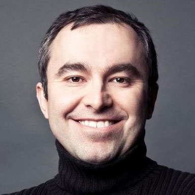 head shot of Alex Sevigny
