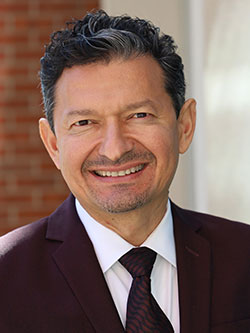 Juan-Carlos-Molle-2021 Juan Carlos-Molle headshot