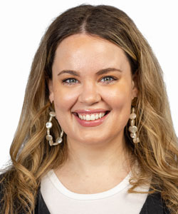 headshot of Carla White