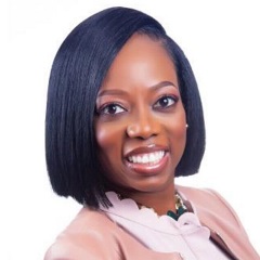 headshot of Tricia Taylor