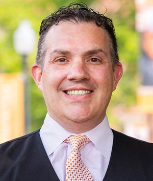 headshot of Joe Stabb headshot of Joe Stabb