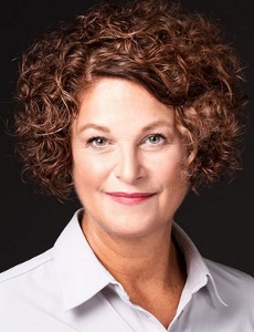 headshot of Dianne Danowski Smith headshot of Dianne Danowski Smith