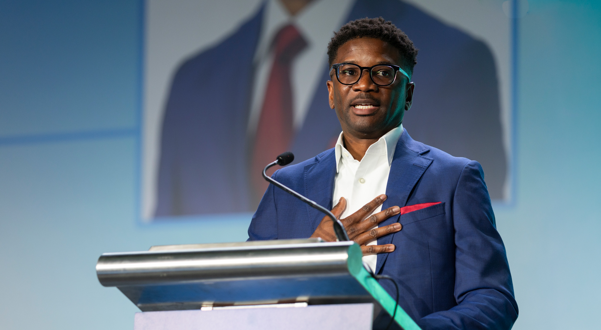 speakeratpodiumatICON2025